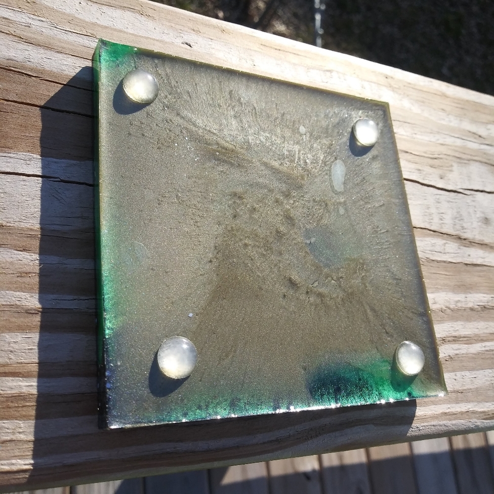 Hand Drawn Filigree Shiny Epoxy Resin Coaster Art - Picture 6 of 12